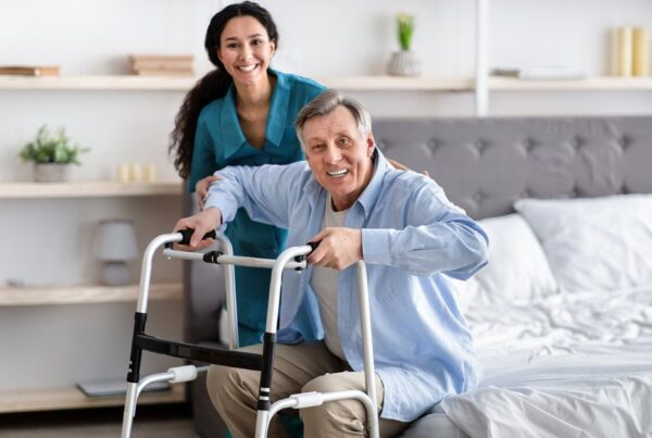 How to Develop a Comprehensive Care Plan for Elderly Care at Home?