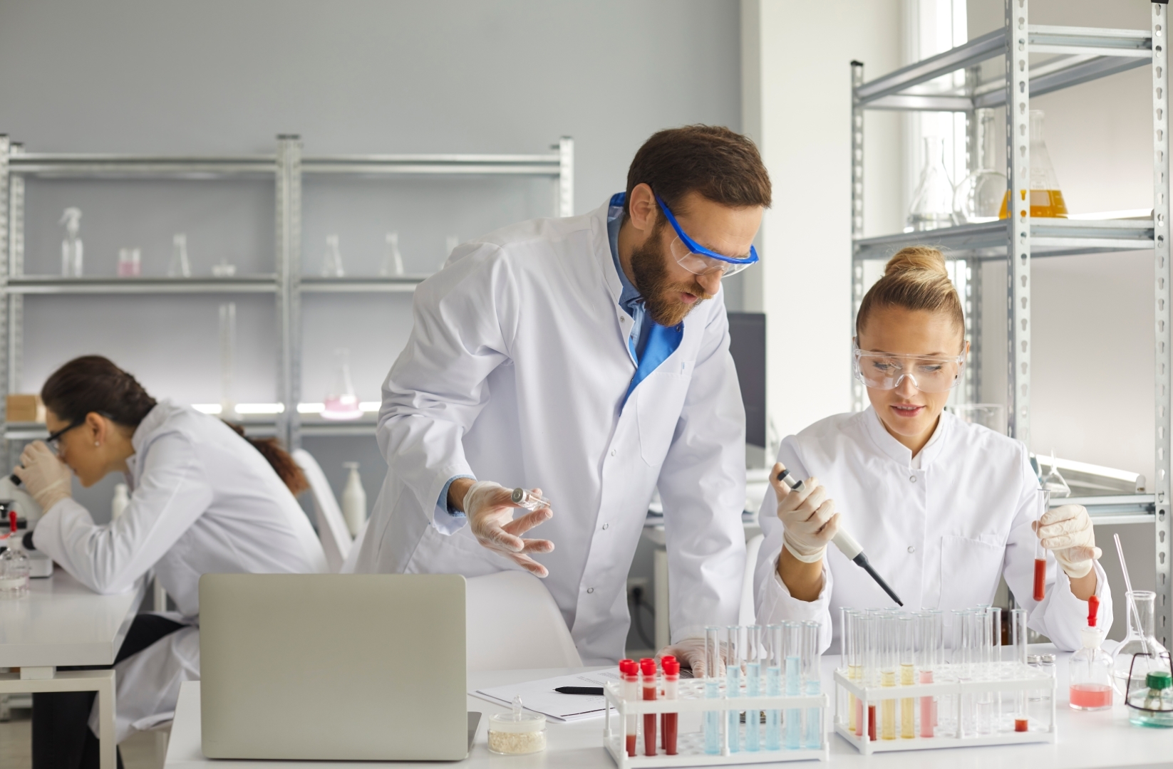 Laboratory Tests At Home In Dubai